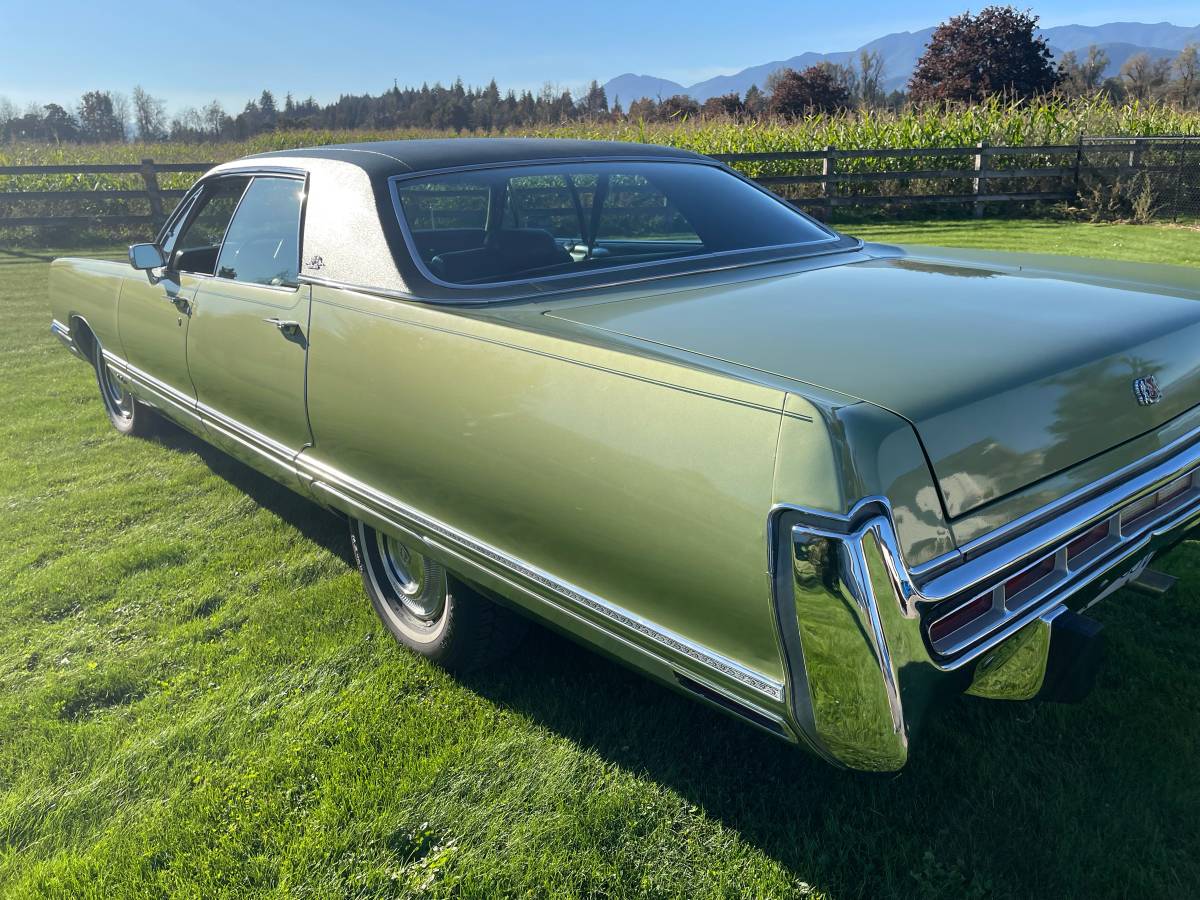 Chrysler-New-yorker-1973-5