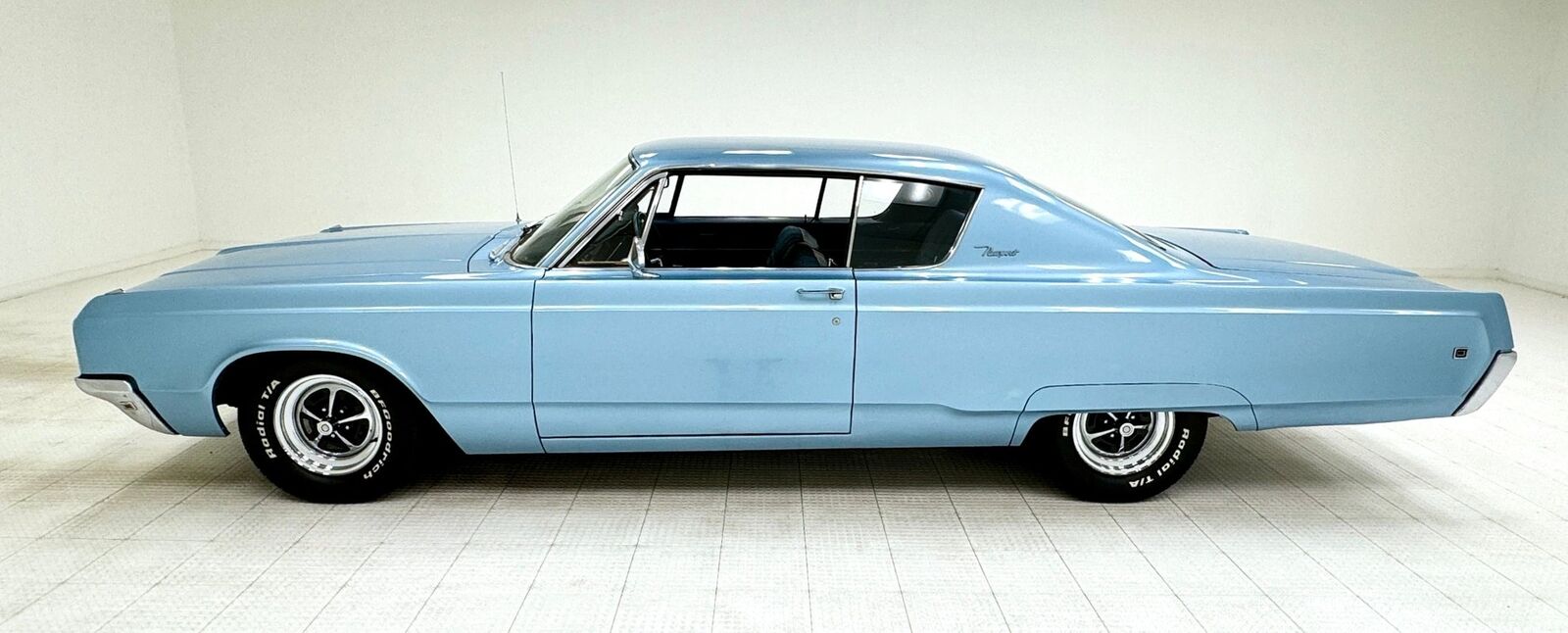 Chrysler-Newport-1968-1