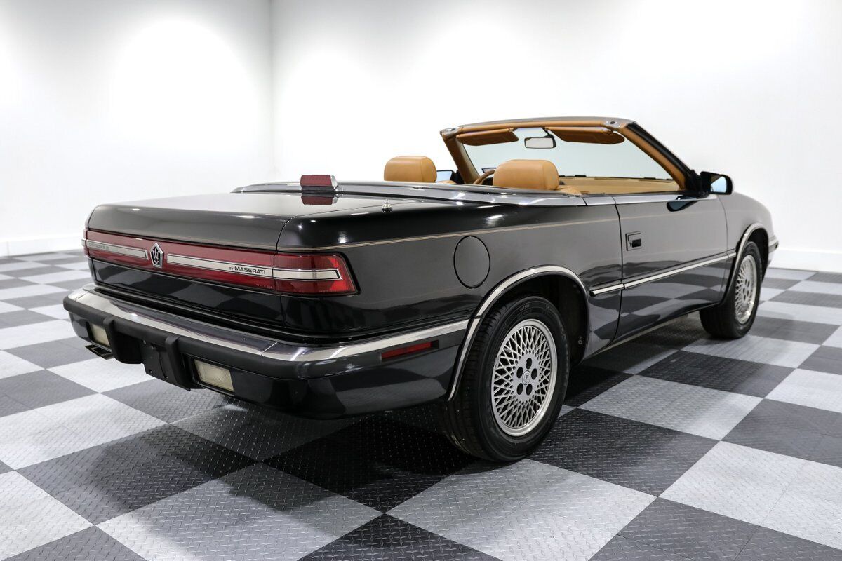 Chrysler-TC-by-Maserati-Cabriolet-1990-12