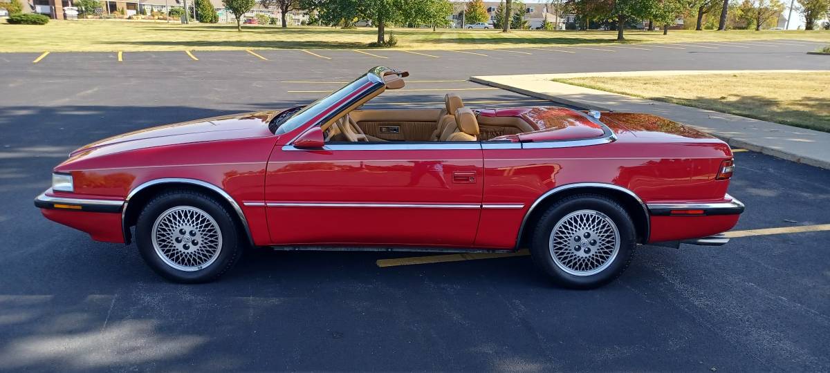 Chrysler-Tc-by-maserati-1989-20