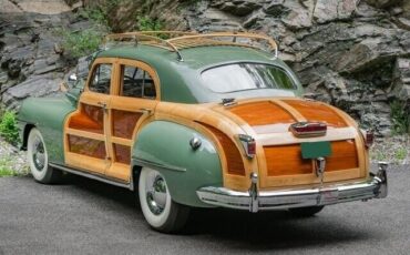 Chrysler-Town-Country-1947-11