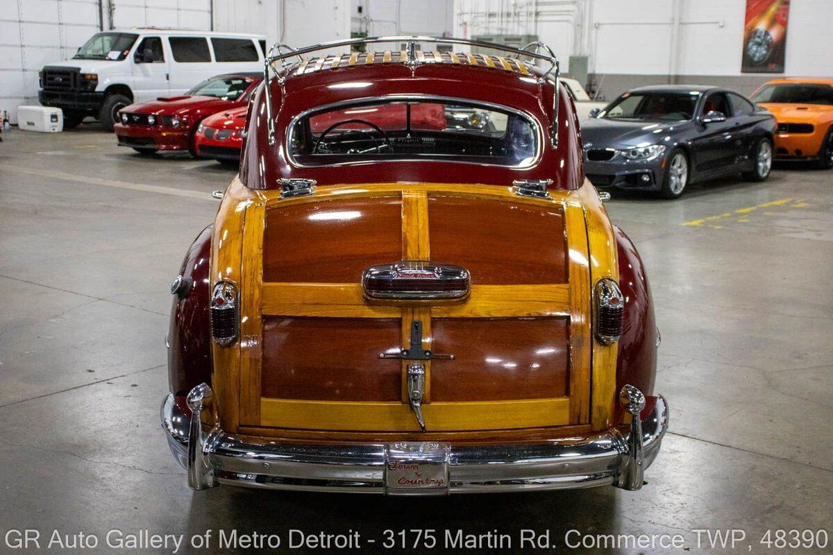 Chrysler-Town-Country-1948-4