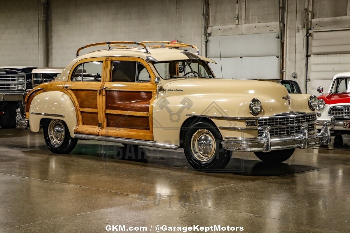 Chrysler-Town-and-Country-Berline-1947