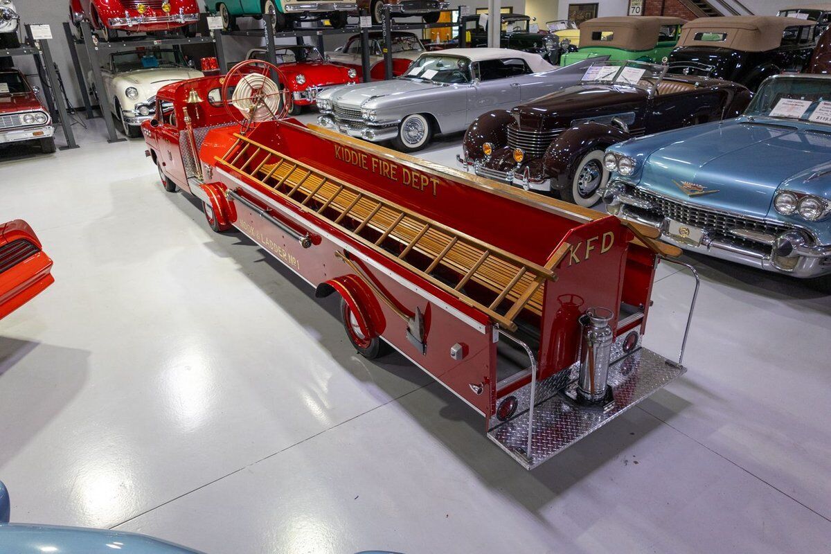 Crosley-Hook-Ladder-Fire-Truck-Pickup-1951-10