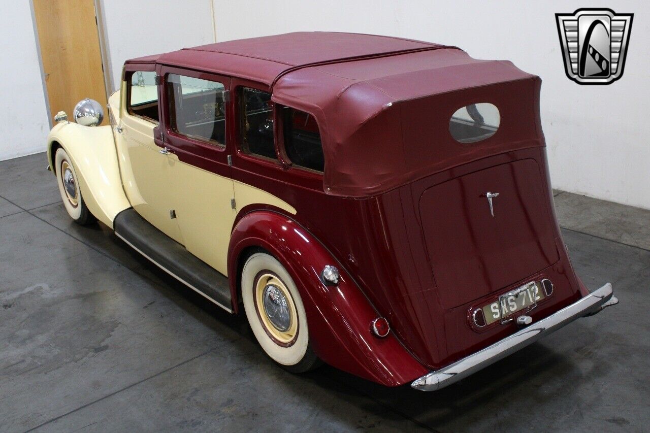 Daimler-DE-27-Berline-1950-10