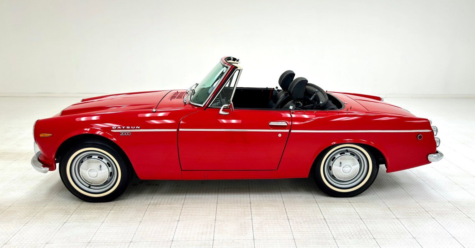 Datsun-2000-Cabriolet-1968-3