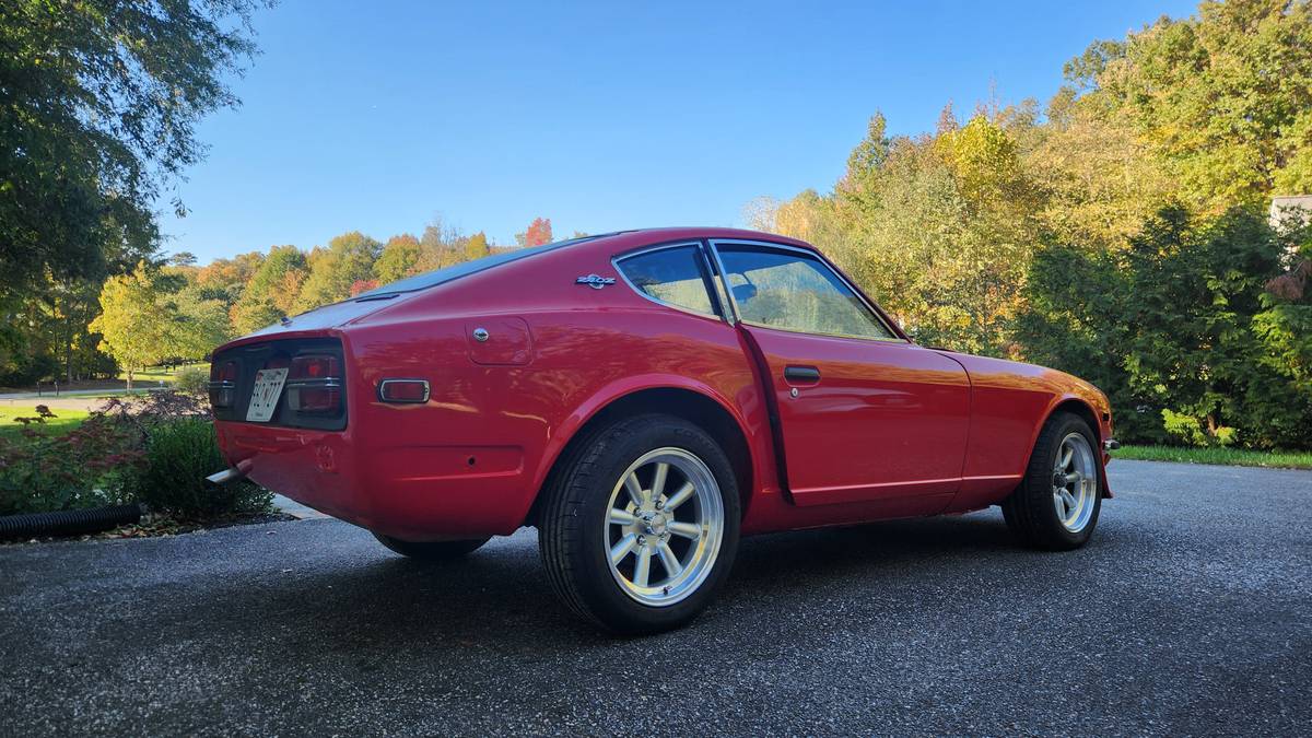 Datsun-240z-1971-3