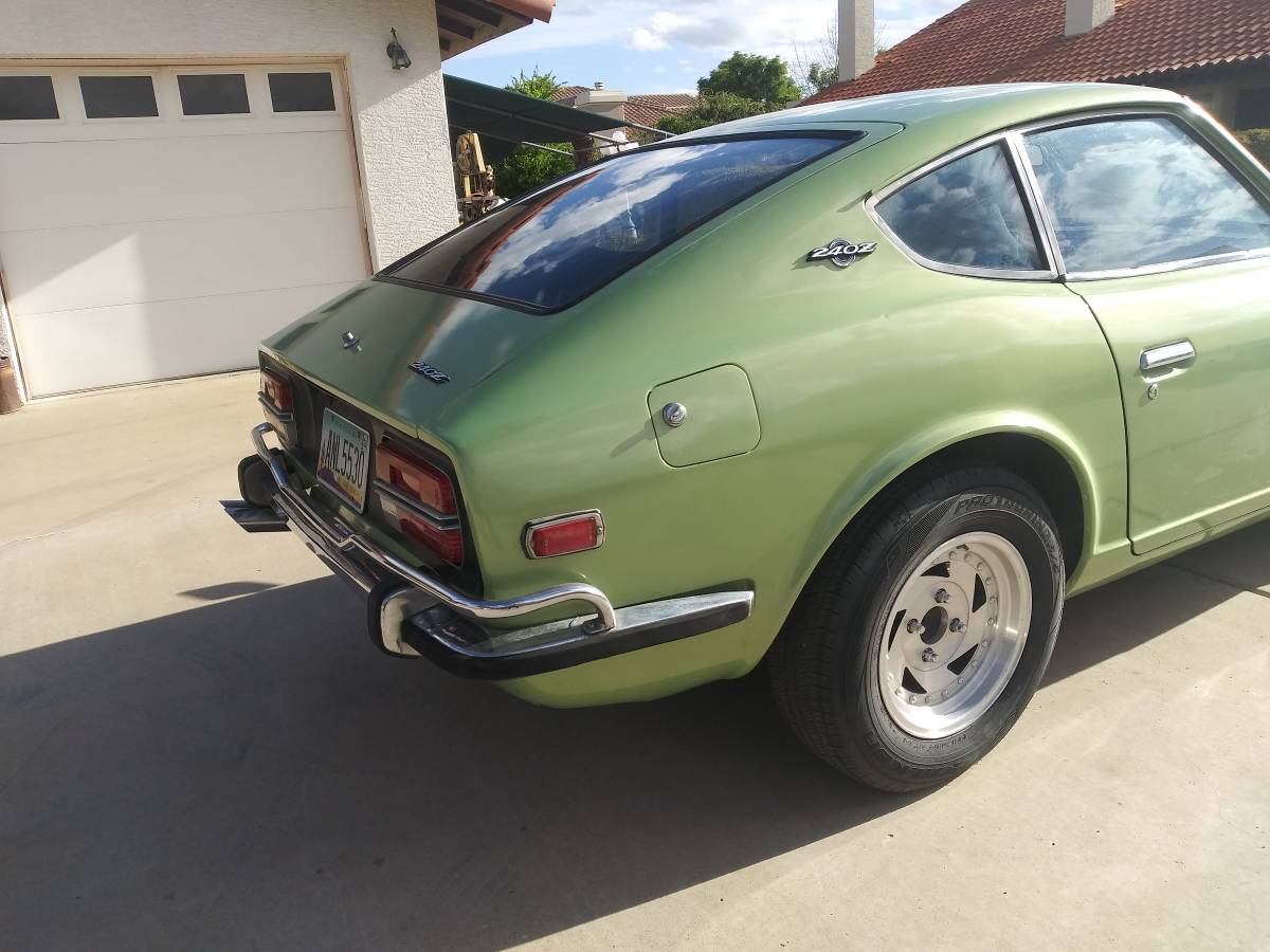 Datsun-240z-1971-3