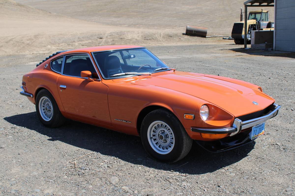 Datsun-240z-1972-5