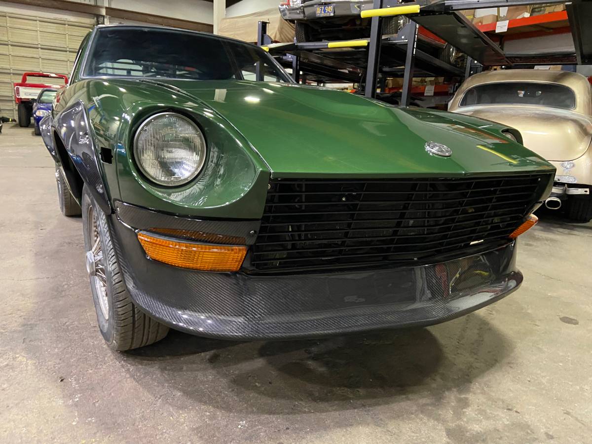 Datsun-240z-1975-16