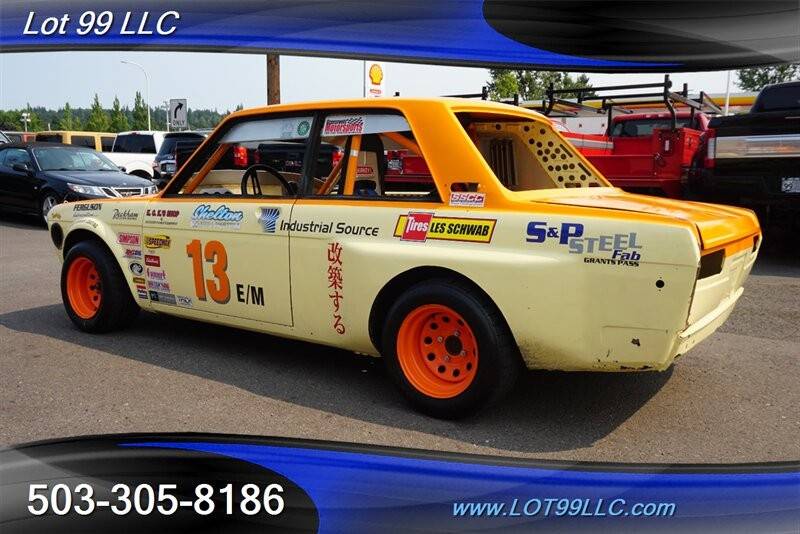 Datsun-510-2-doors-race-car-v6-1969-10