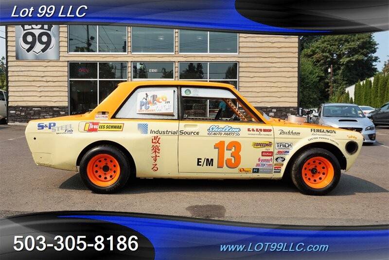 Datsun-510-2-doors-race-car-v6-1969-6