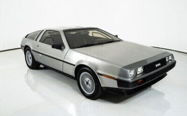 DeLorean-DMC-12-Coupe-1981-14