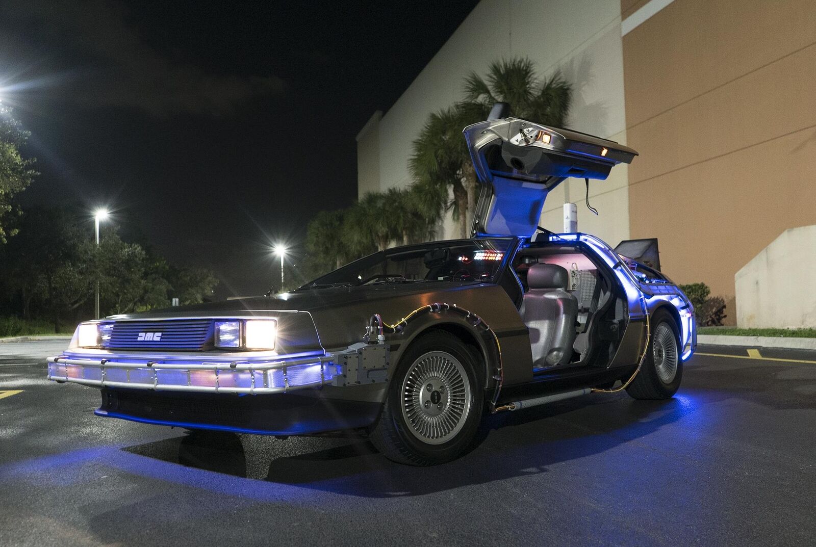 DeLorean-DMC-12-Coupe-1981-16