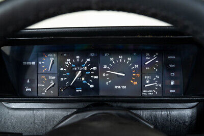 DeLorean-DMC-12-Coupe-1981-22