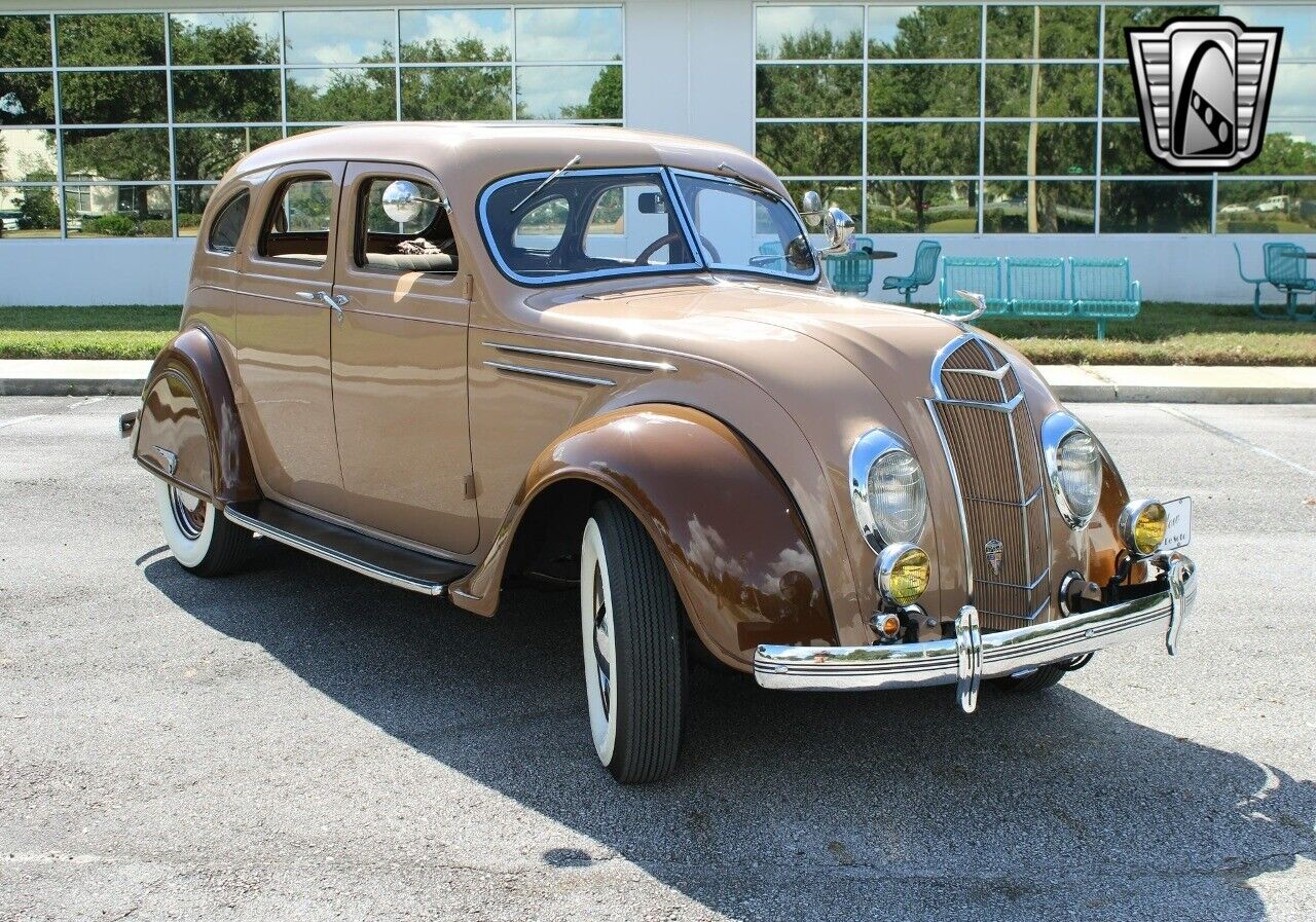 DeSoto-Airflow-Berline-1935-3