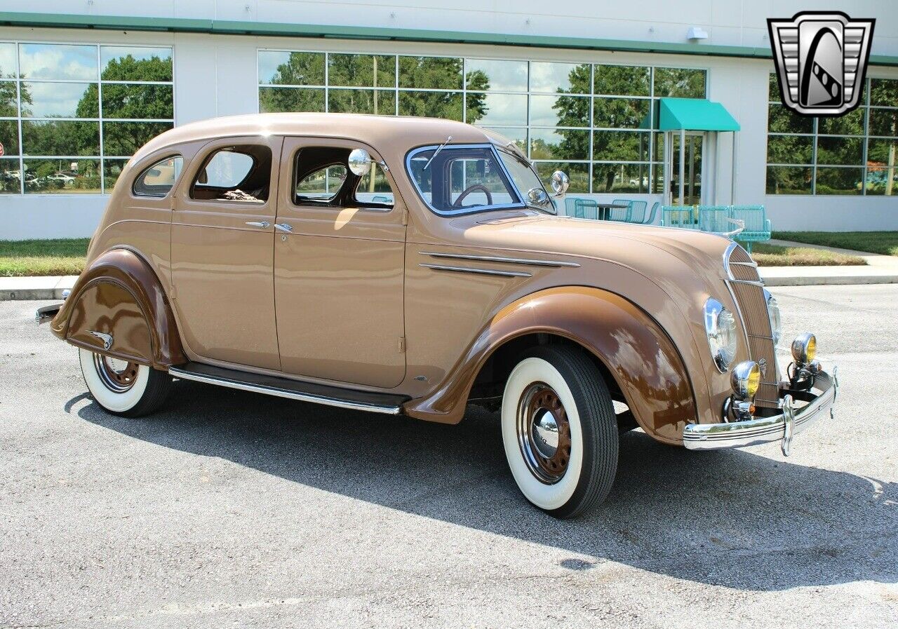 DeSoto-Airflow-Berline-1935-8