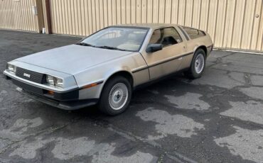 Delorean-Dmc-1981-1