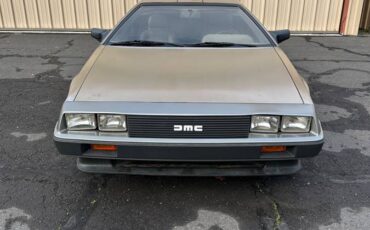 Delorean-Dmc-1981