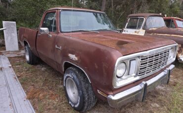 Dodge-Adventurer-150se-1977-9