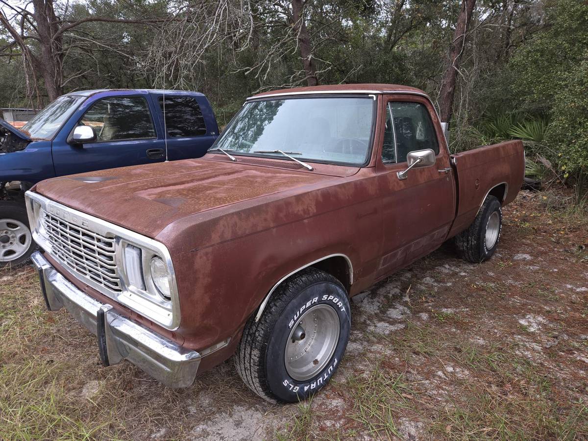 Dodge-Adventurer-150se-1977