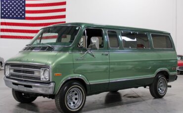 Dodge B 200  Van Van 1977