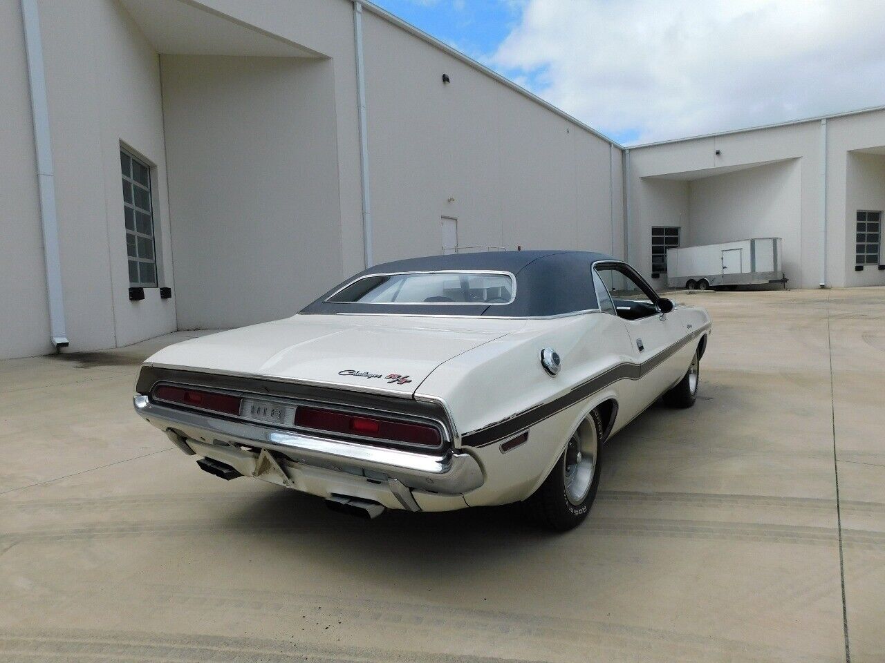 Dodge-Challenger-1970-10