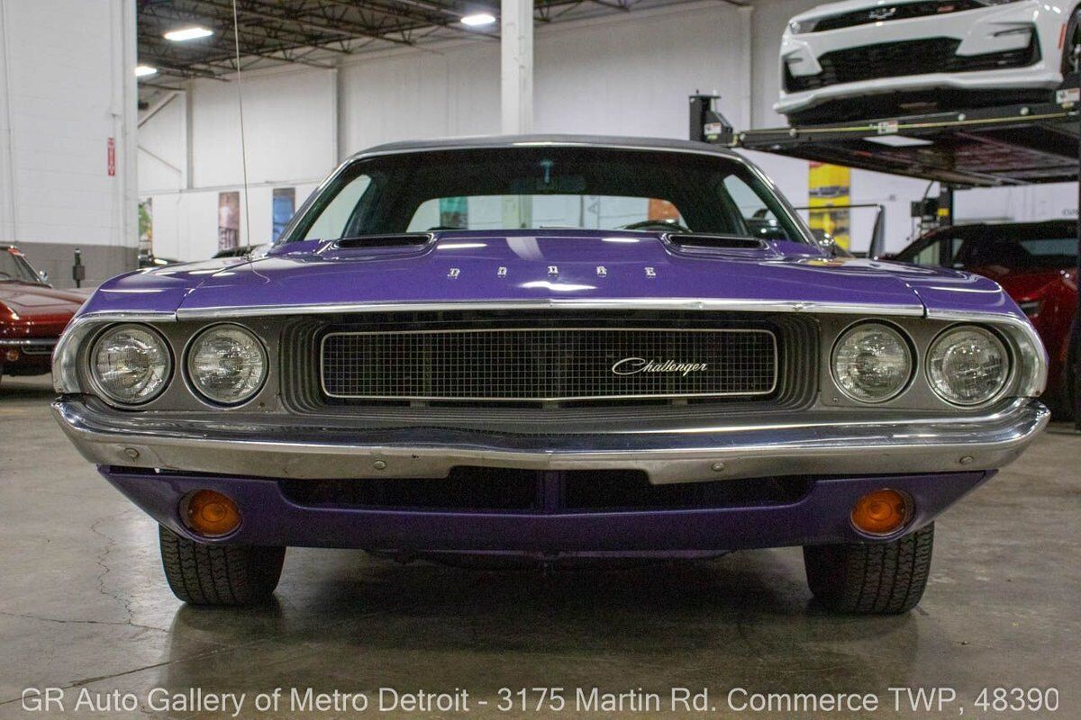 Dodge-Challenger-1970-11