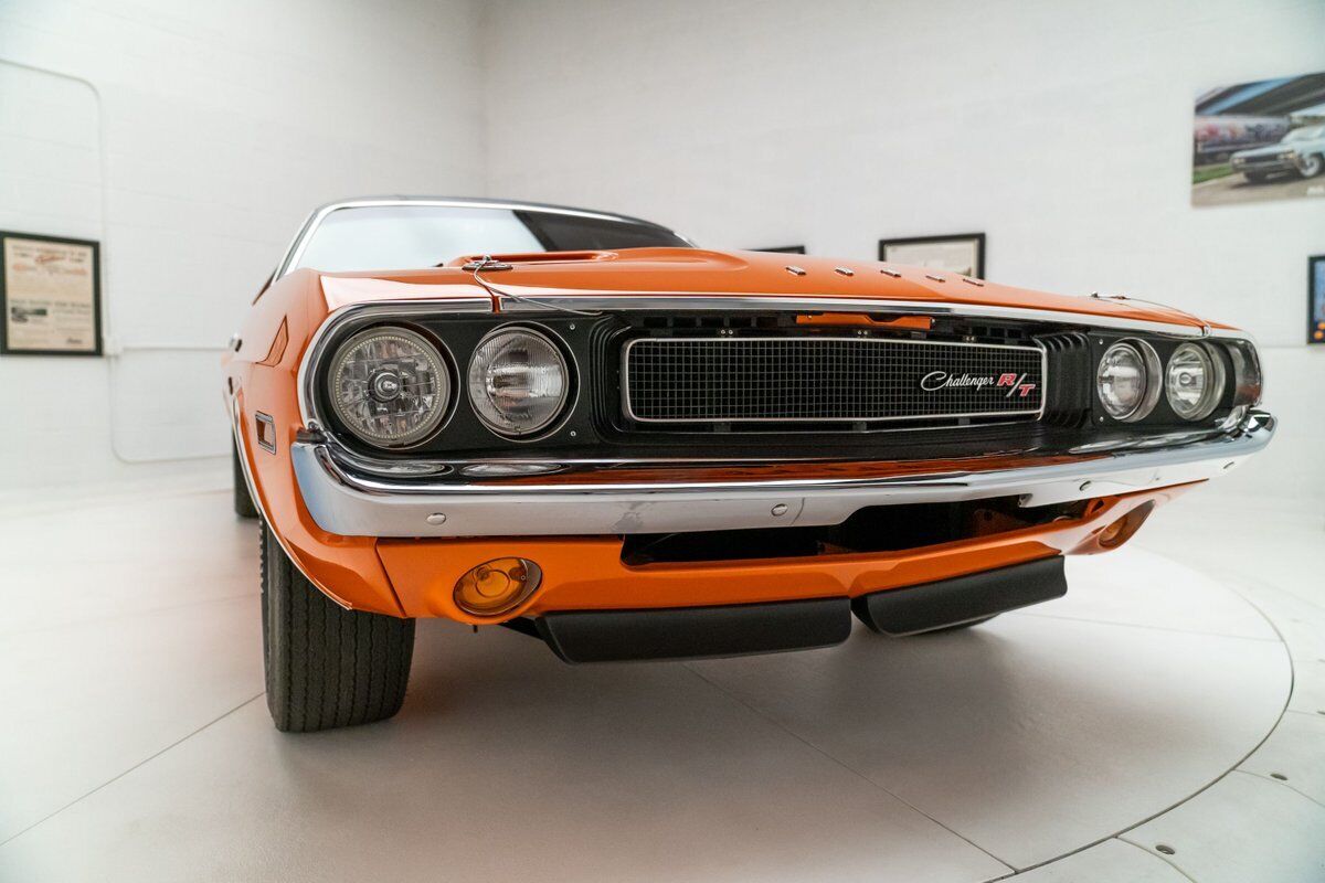 Dodge-Challenger-1970-18