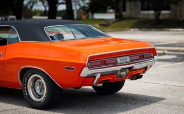 Dodge-Challenger-1970-21