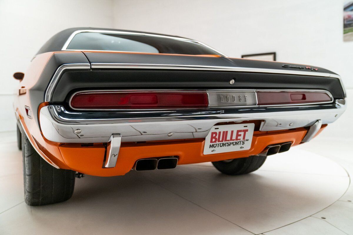 Dodge-Challenger-1970-28