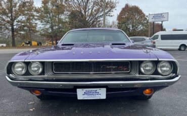 Dodge-Challenger-1970-3