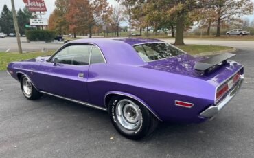 Dodge-Challenger-1970-5