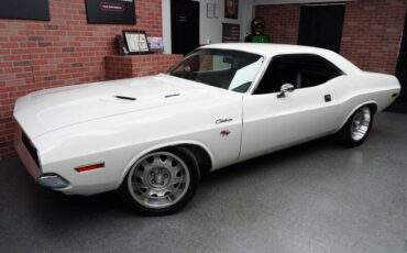 Dodge-Challenger-1970-5