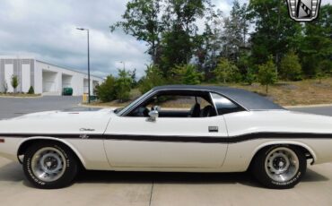 Dodge-Challenger-1970-6