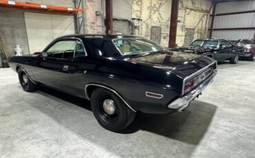 Dodge-Challenger-1970-6