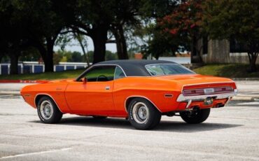 Dodge-Challenger-1970-7