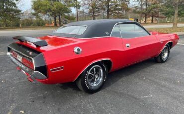 Dodge-Challenger-1970-7