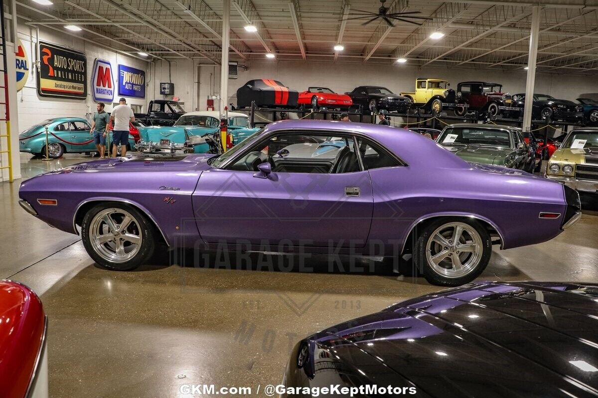 Dodge-Challenger-1970-8