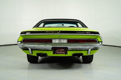 Dodge-Challenger-1970-8