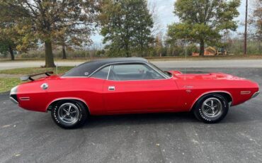 Dodge-Challenger-1970-8