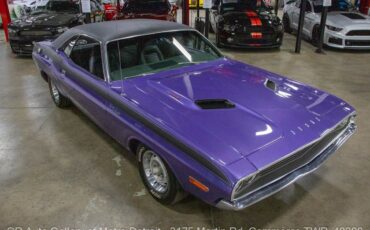 Dodge-Challenger-1970-8