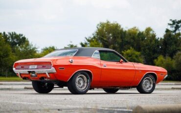 Dodge-Challenger-1970-9