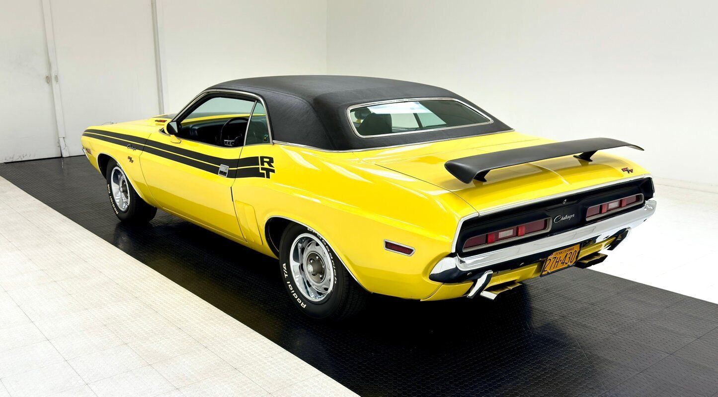 Dodge-Challenger-1971-2