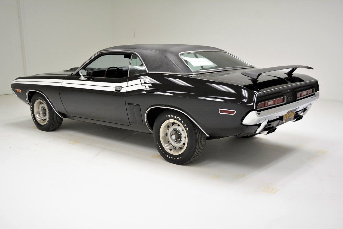 Dodge-Challenger-1971-2