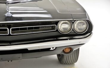 Dodge-Challenger-1971-9