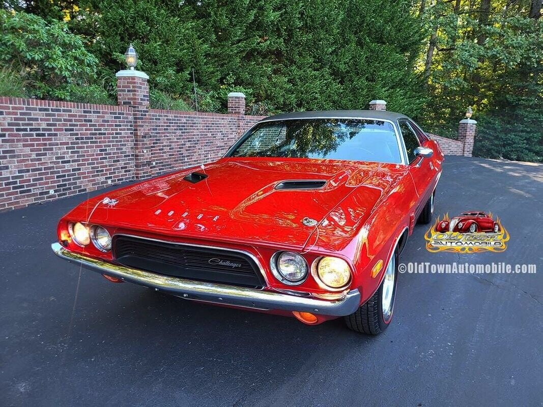 Dodge-Challenger-1972-4