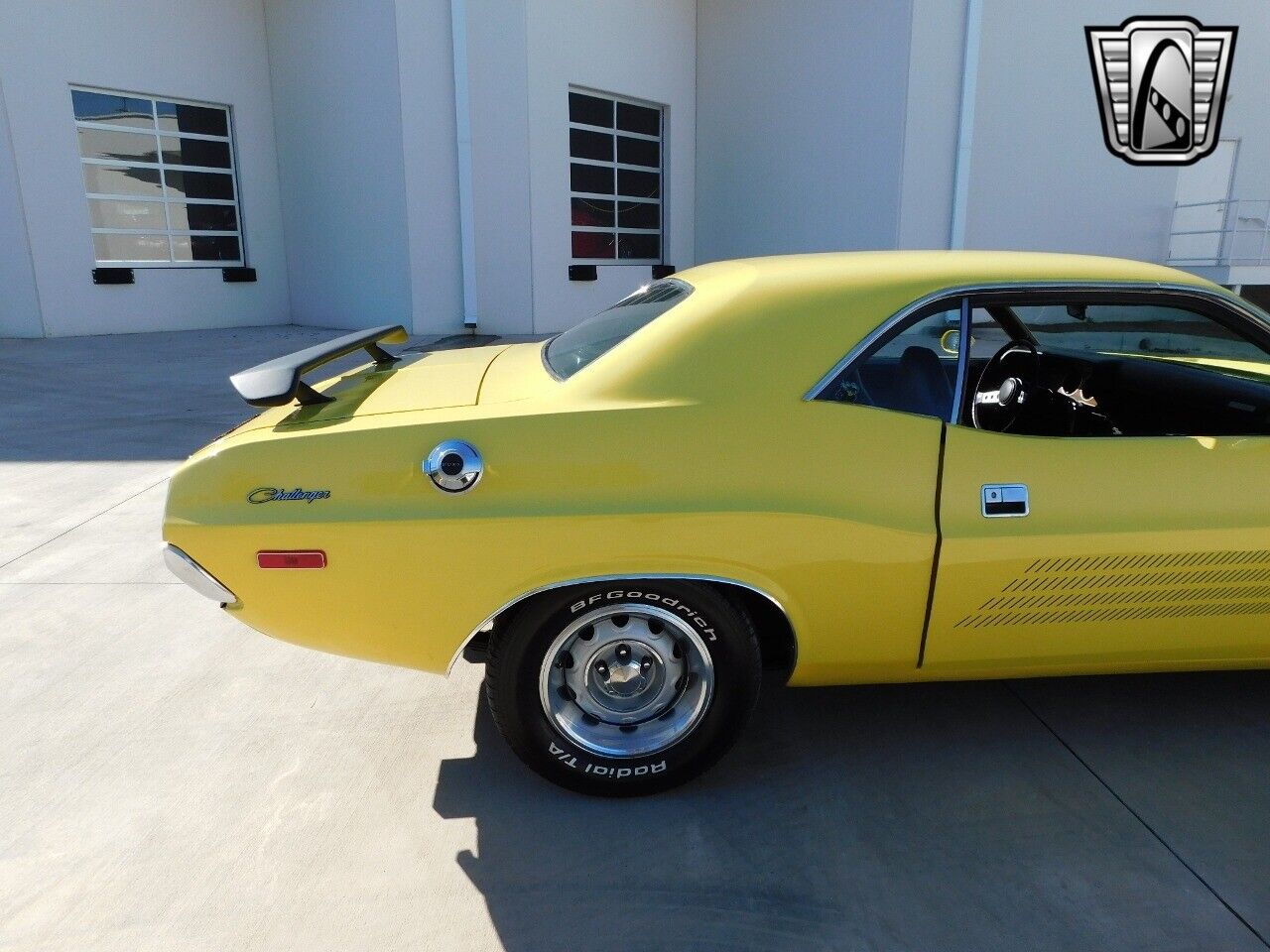 Dodge-Challenger-1973-11