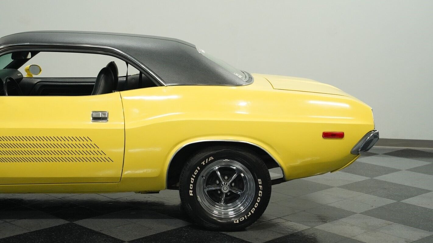 Dodge-Challenger-1973-22