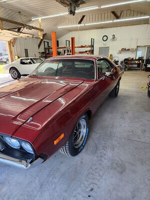 Dodge-Challenger-1973-4